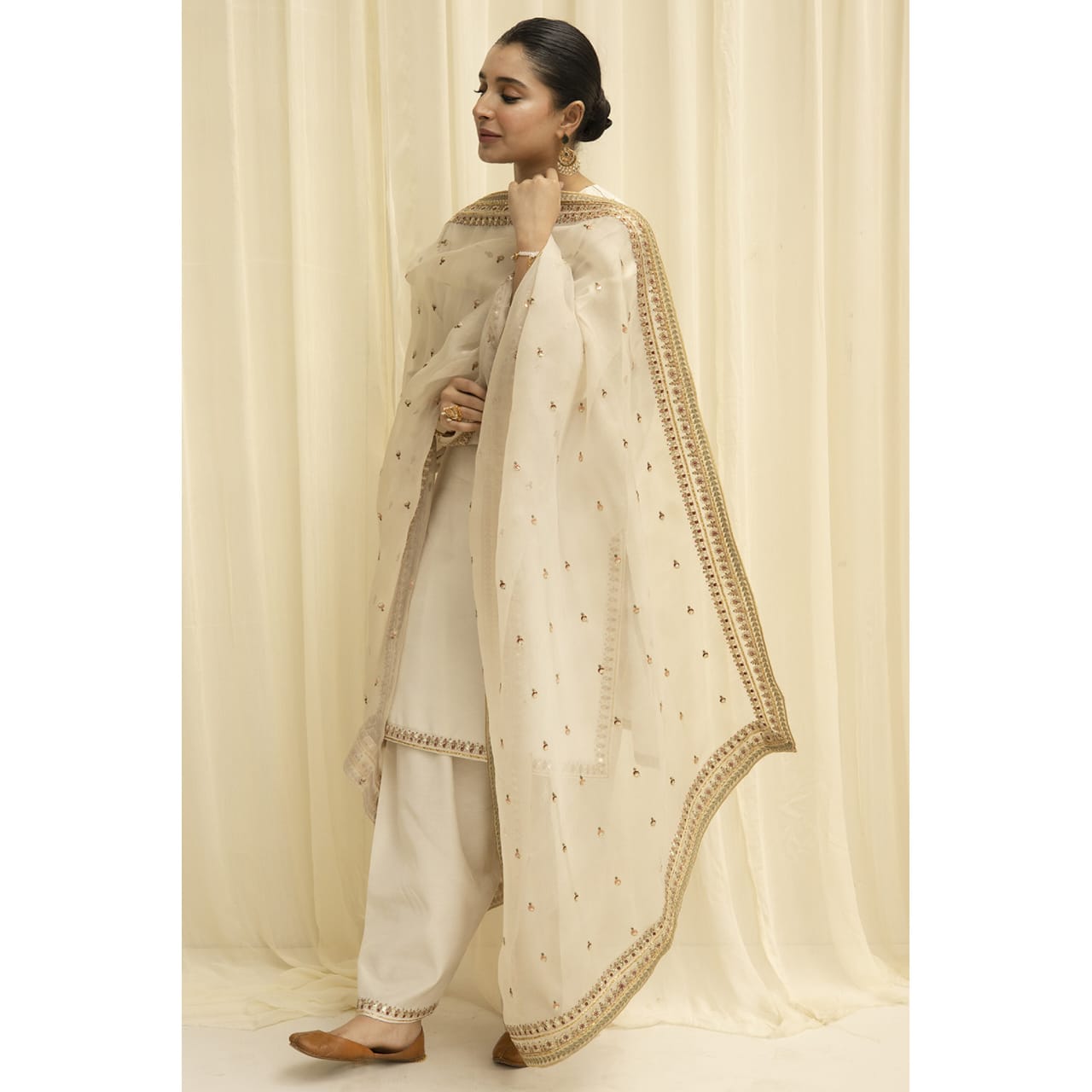 Crystal Bloom Embroidery |3-Piece Stitched Dress