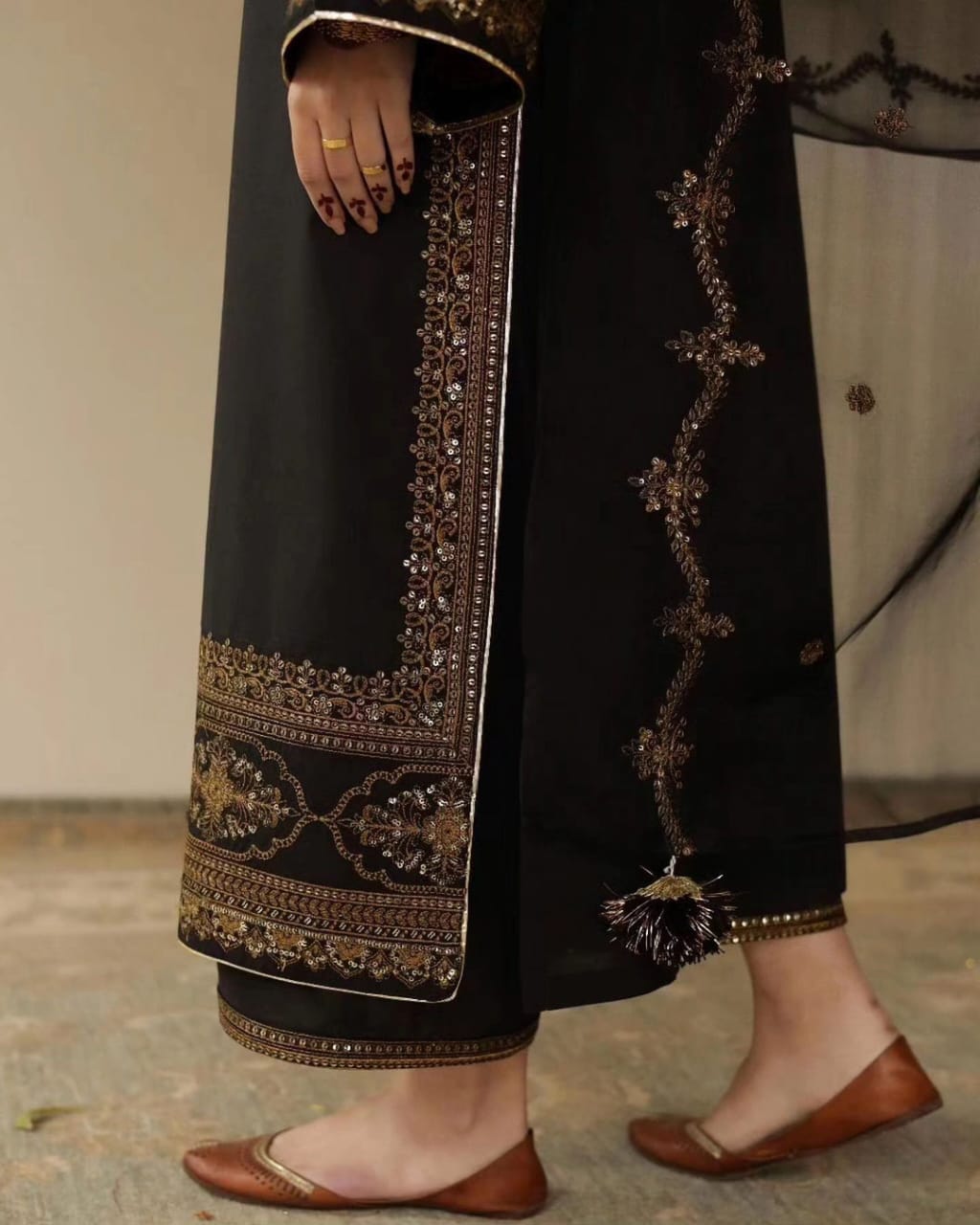 Siyaah 3-piece Stiched Dress