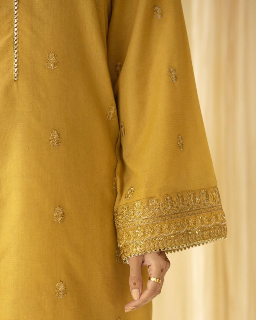 Mehra lawn 3-piece Stiched Eid Arrival