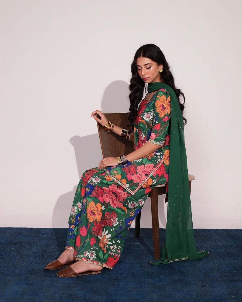EXOTIC GARDEN | 3-Piece Stitched Suit