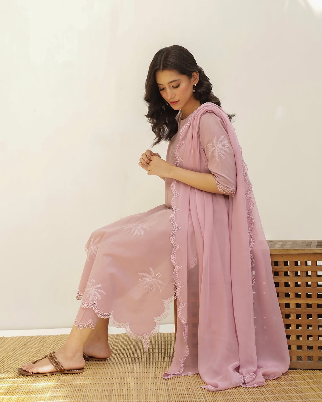 Light Pink 🩷 Full Sleeve's Stitched 🪡 Dress