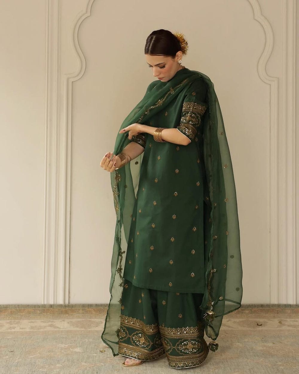 Deep Green Embroidered Lawn 3-piece Stiched Dress
