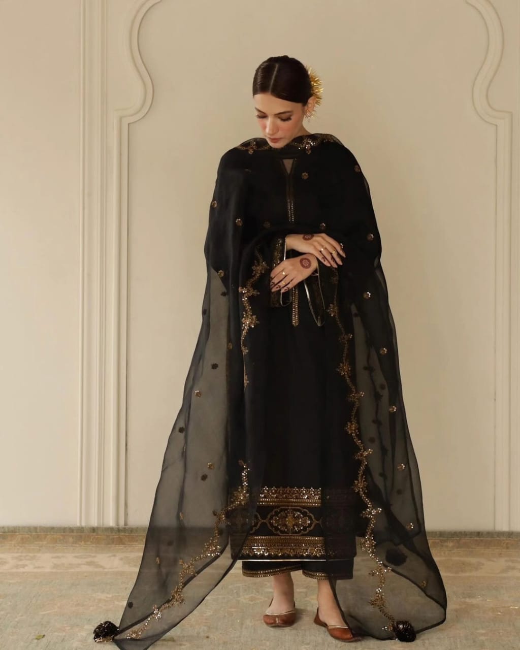 Siyaah 3-piece Stiched Dress